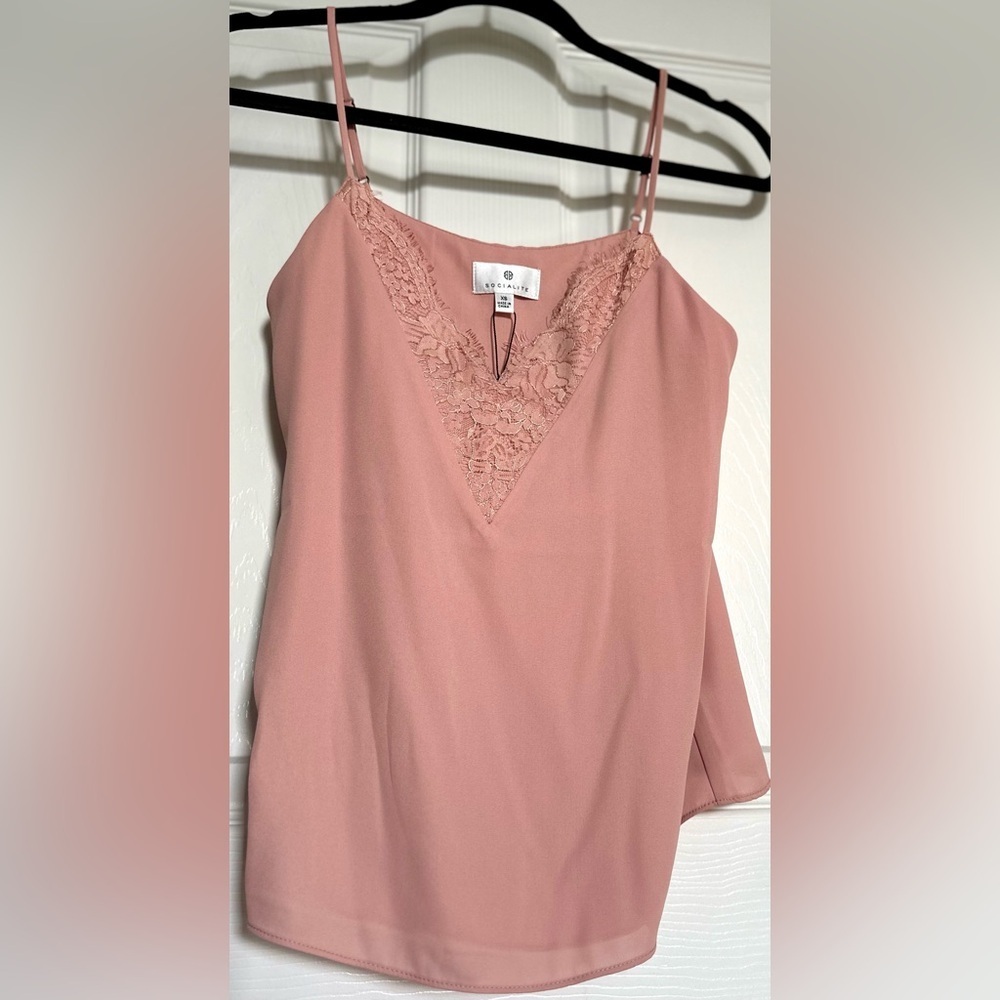 ‼️RARE‼️🎸SOCIALITE🎸🔥NWT🔥Blush Lace trim V-Neck Camisole Tank Top—XS - Picture 9 of 9